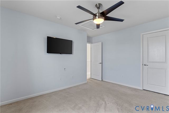 1925 White Mountain Dr, Chester, VA 23836