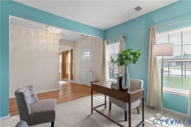 1925 White Mountain Dr, Chester, VA 23836