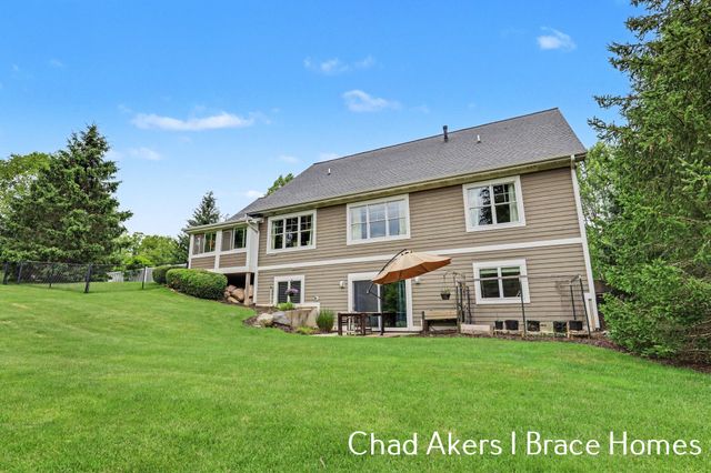 6254 Vickery Hill Court Se, Cascade Twp, MI 49546