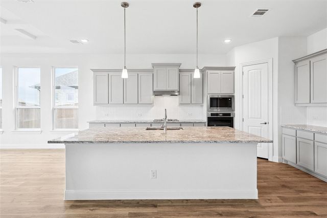527 Blue River Trail, Rosenberg, TX 77471