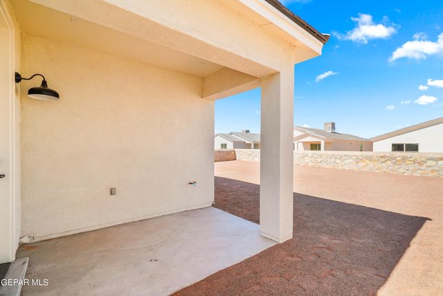 15249 Gauge Court, El Paso, TX 79938