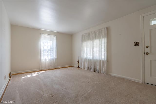 2120 Blenheim Avenue, Alliance, OH 44601