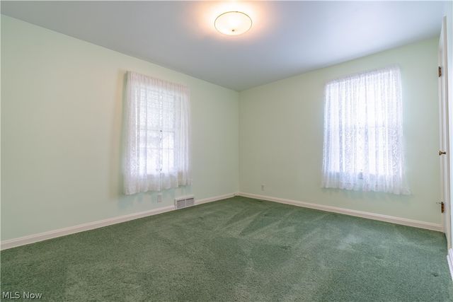 2120 Blenheim Avenue, Alliance, OH 44601