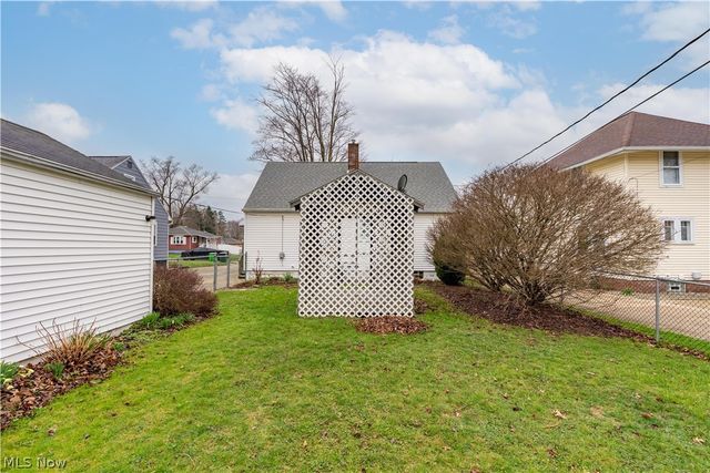 2120 Blenheim Avenue, Alliance, OH 44601