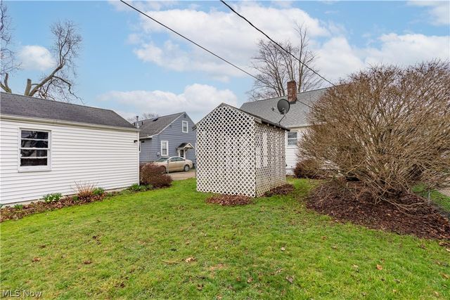 2120 Blenheim Avenue, Alliance, OH 44601