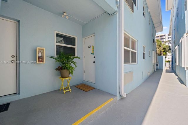 315 Van Buren Street 104B, Hollywood, FL 33019