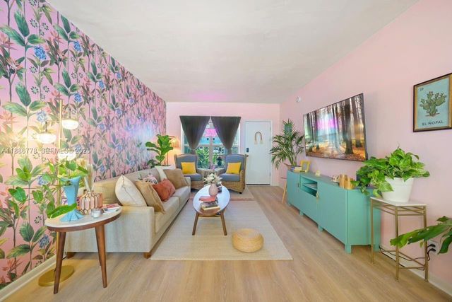 315 Van Buren Street 104B, Hollywood, FL 33019