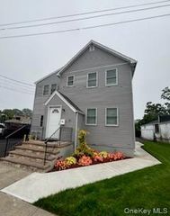75 Carleton Avenue # 1, Islip Terrace, NY 11752
