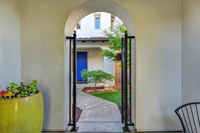 3516 Leonardo Way, El Dorado Hills, CA 95762