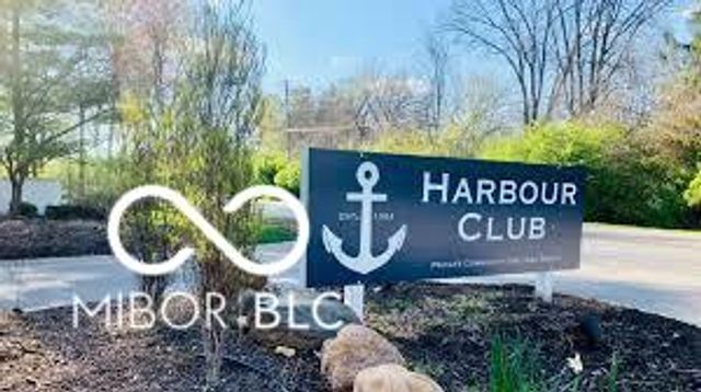 7580 Harbour, Indianapolis, IN 46240