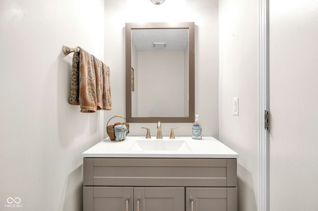 7580 Harbour, Indianapolis, IN 46240