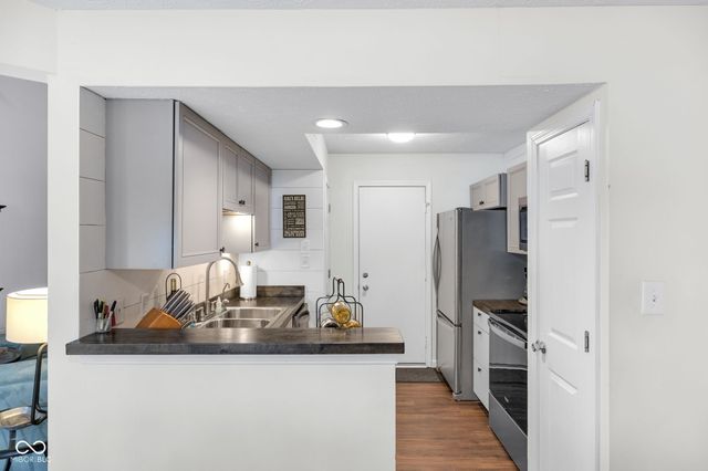 7580 Harbour, Indianapolis, IN 46240