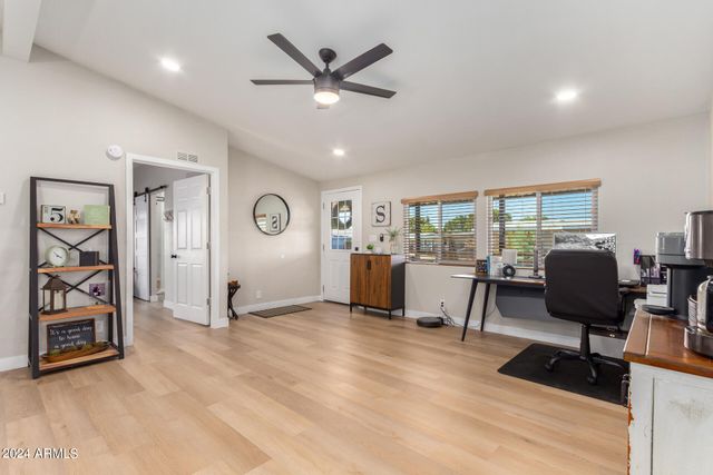 2401 W SOUTHERN Avenue 311, Tempe, AZ 85282