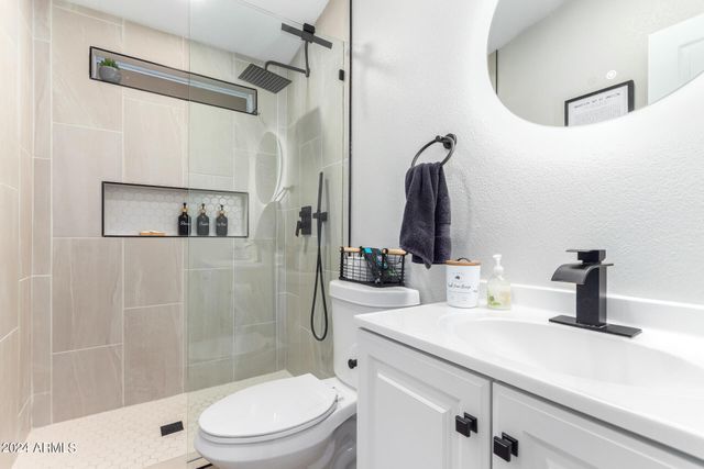 2401 W SOUTHERN Avenue 311, Tempe, AZ 85282