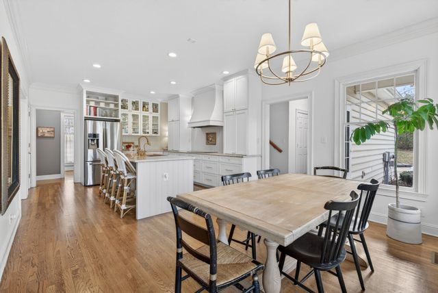 2974 W Mor Dr, Clarksville, TN 37043