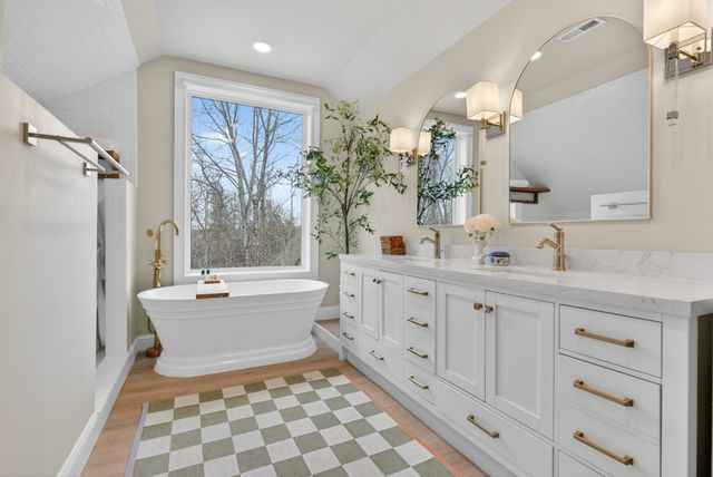 2974 W Mor Dr, Clarksville, TN 37043