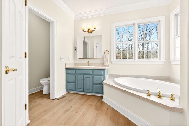 2974 W Mor Dr, Clarksville, TN 37043