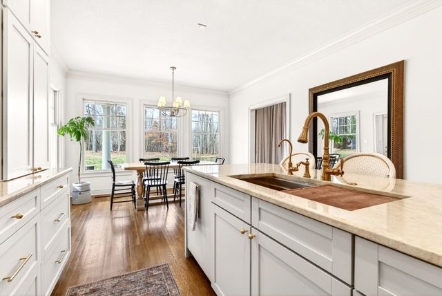 2974 W Mor Dr, Clarksville, TN 37043