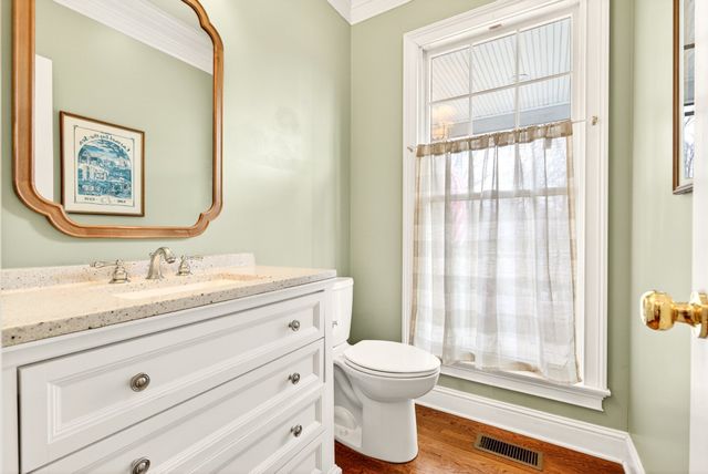 2974 W Mor Dr, Clarksville, TN 37043