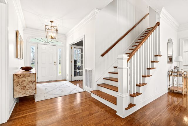 2974 W Mor Dr, Clarksville, TN 37043