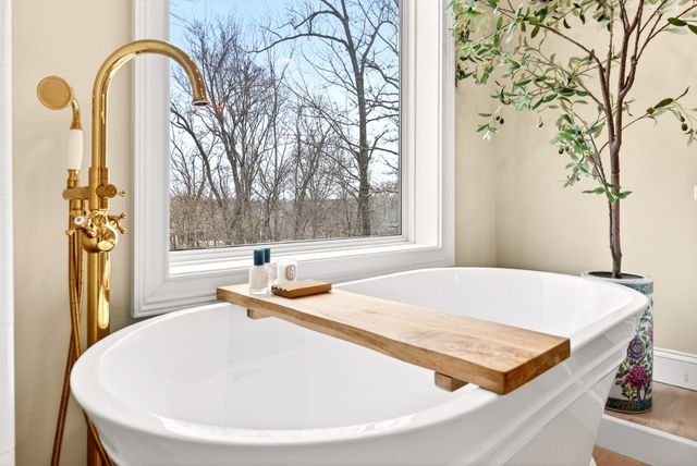 2974 W Mor Dr, Clarksville, TN 37043