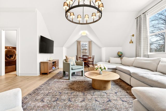 2974 W Mor Dr, Clarksville, TN 37043