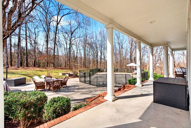 2974 W Mor Dr, Clarksville, TN 37043