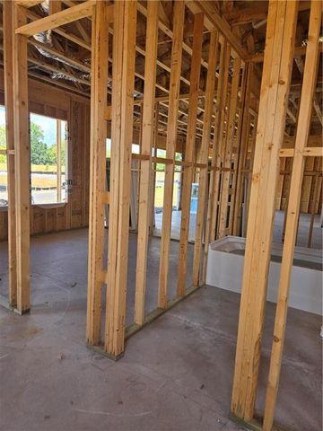 692 Crest Line Trail, Powder Springs, GA 30127
