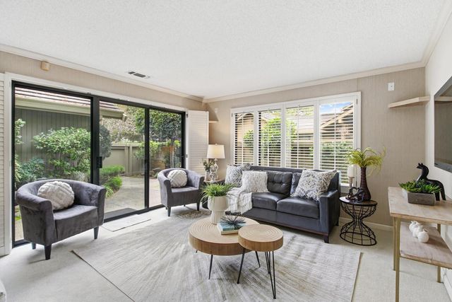 11371 Gold Country Blvd, Gold River, CA 95670