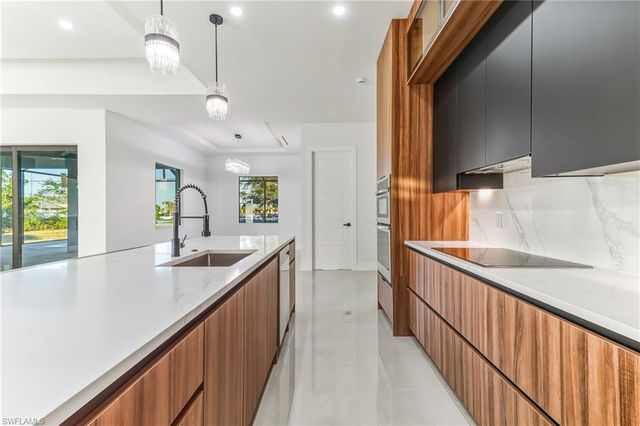 4817 SW 18th AVE, Cape Coral, FL 33914