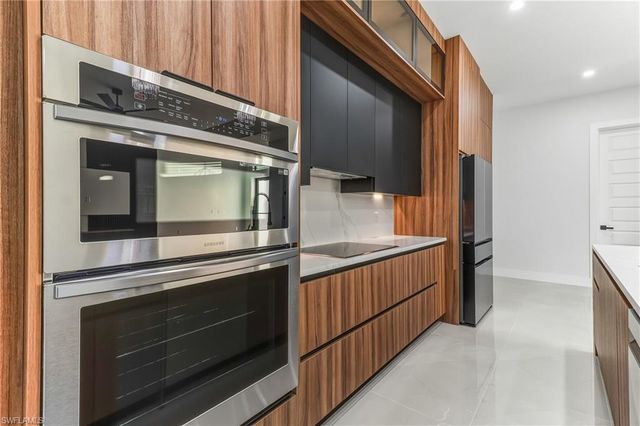 4817 SW 18th AVE, Cape Coral, FL 33914