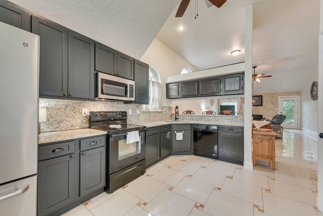 10213 Long Rifle Drive, Fort Worth, TX 76108