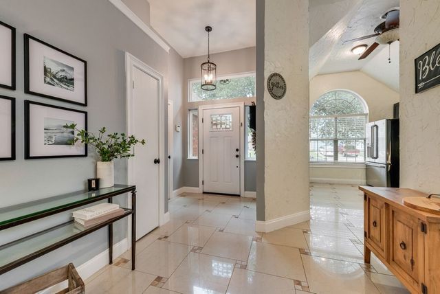10213 Long Rifle Drive, Fort Worth, TX 76108