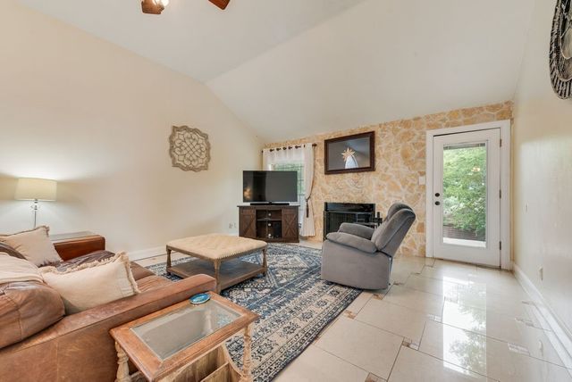 10213 Long Rifle Drive, Fort Worth, TX 76108