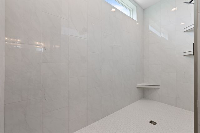 1355 NW Brooks Drive, Waukee, IA 50263