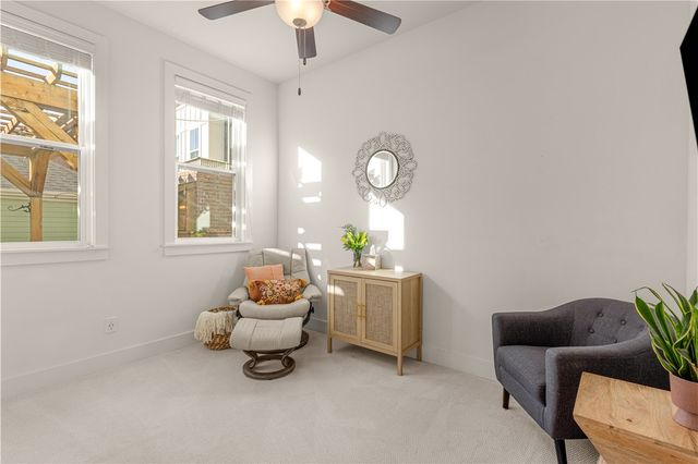 634 SW B Street, Bentonville, AR 72712