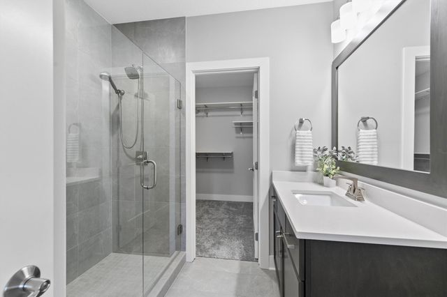 4829 159th Street, Urbandale, IA 50323