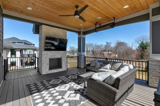 4829 159th Street, Urbandale, IA 50323