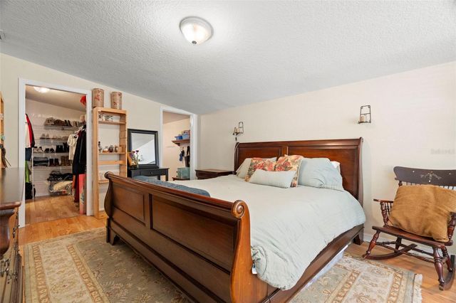 2903 W PAXTON, Tampa, FL 33611