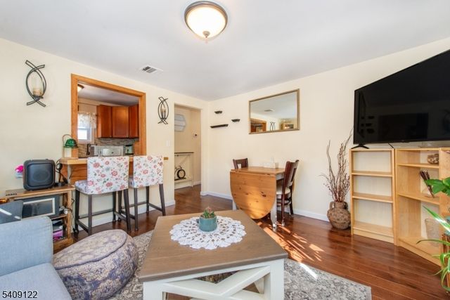 707 Union St, Rahway City, NJ 07065