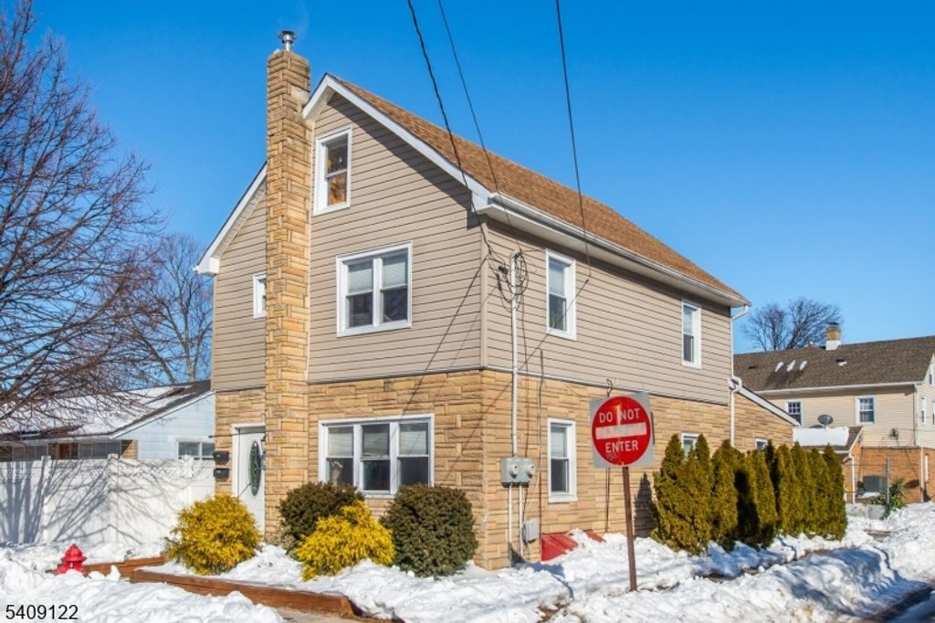 707 Union St, Rahway City, NJ 07065