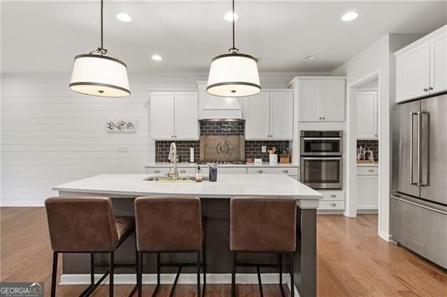 800 Ivy Crest Lane, Canton, GA 30115