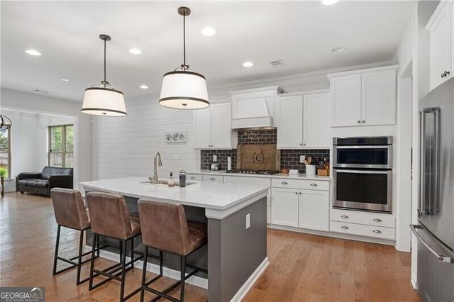 800 Ivy Crest Lane, Canton, GA 30115