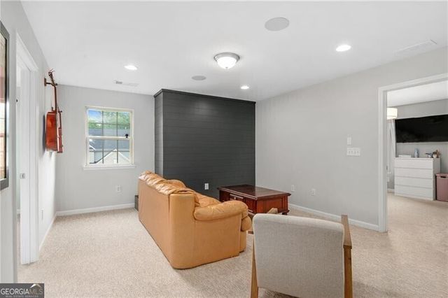 800 Ivy Crest Lane, Canton, GA 30115