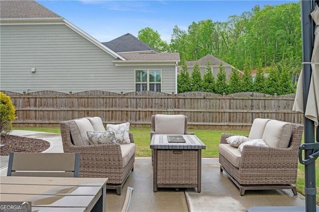 800 Ivy Crest Lane, Canton, GA 30115