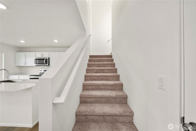 1432 Salzer Creek Drive, Centralia, WA 98531