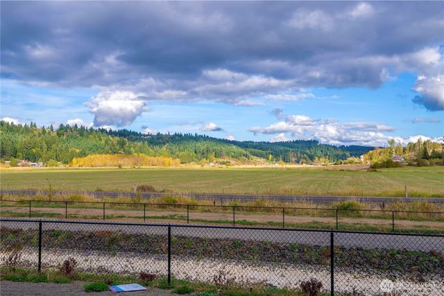 1432 Salzer Creek Drive, Centralia, WA 98531