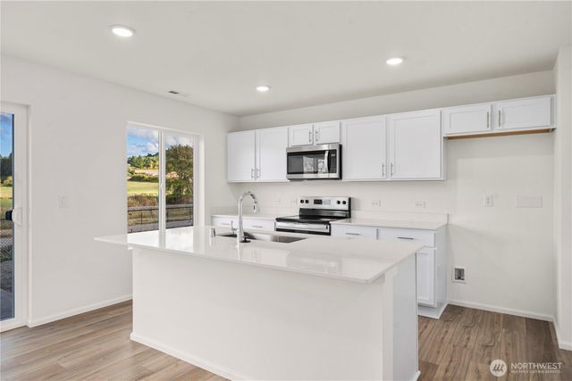 1432 Salzer Creek Drive, Centralia, WA 98531