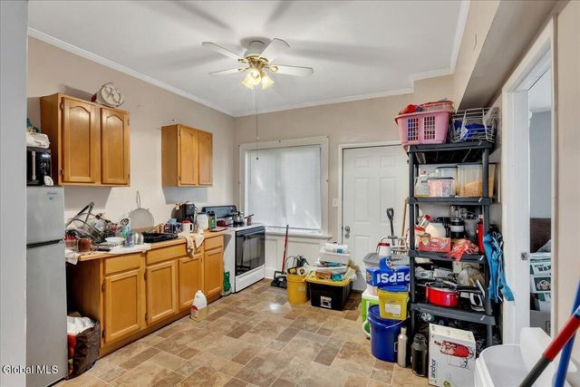 715 2nd Avenue, Troy, NY 12182