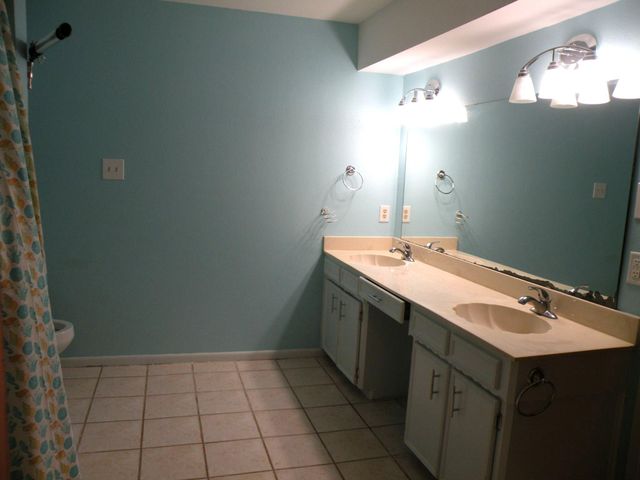 213 Duerr Drive, Bellville, TX 77418